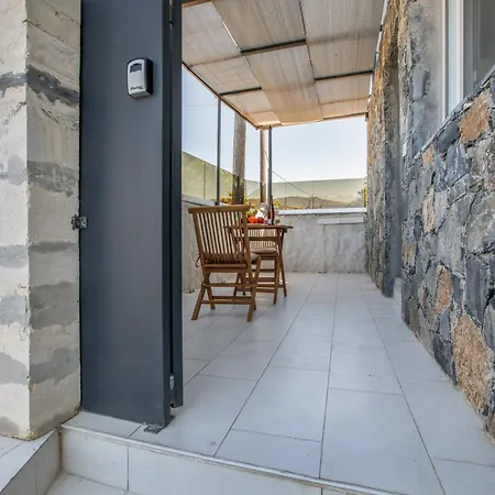 Casa Di Petra Apartment